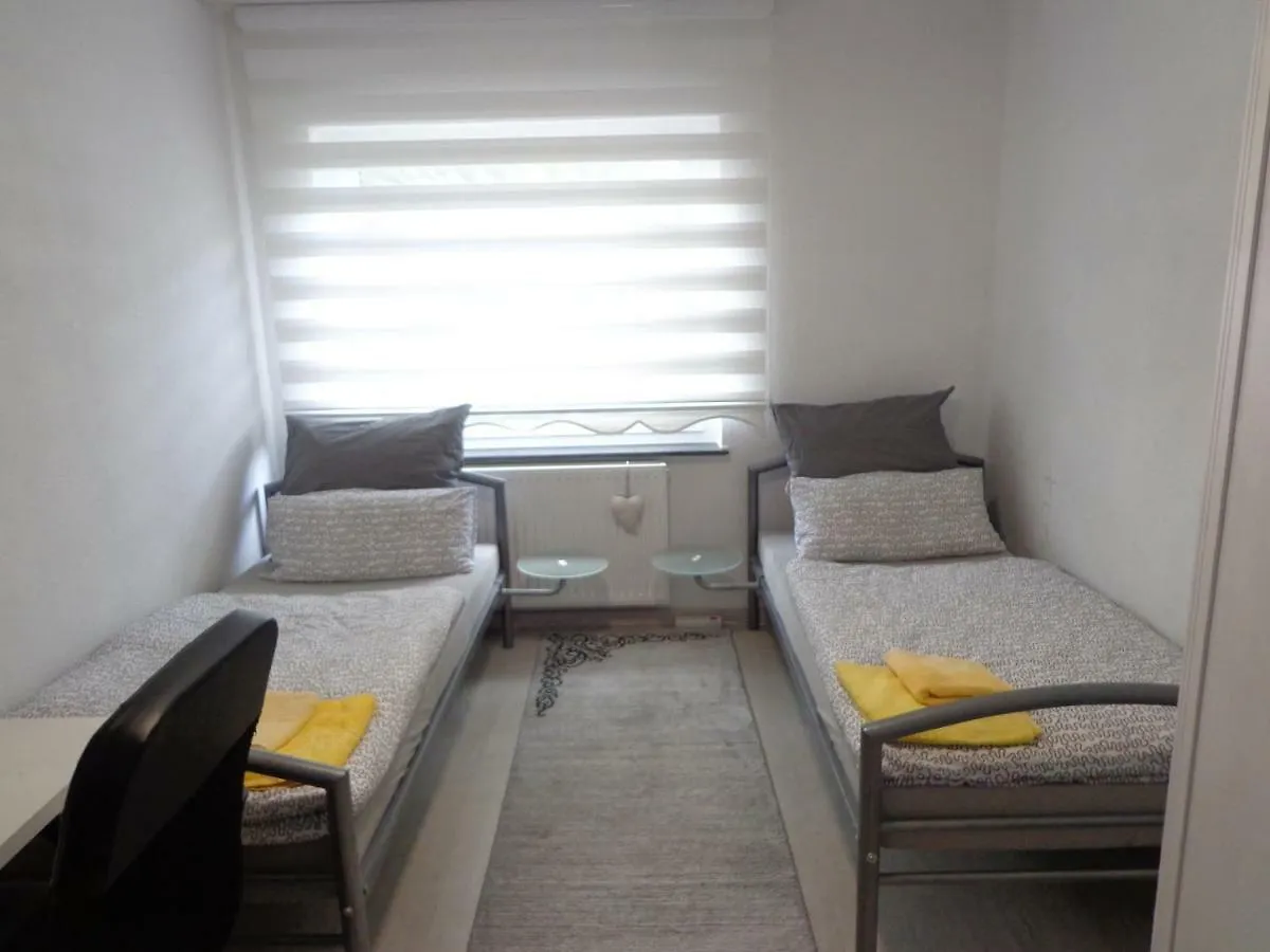 Apartments Nähe Messe Laatzen-Gleidingen - room agency Hannover Accommodatie bij particulieren